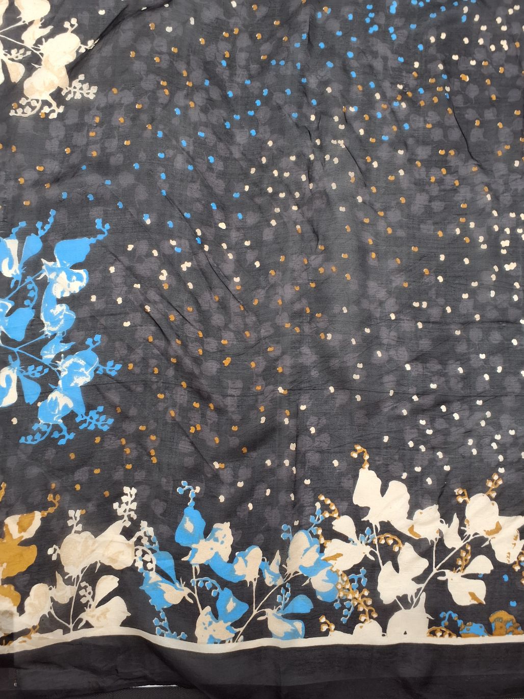 Silketørklæde mrk Unmade